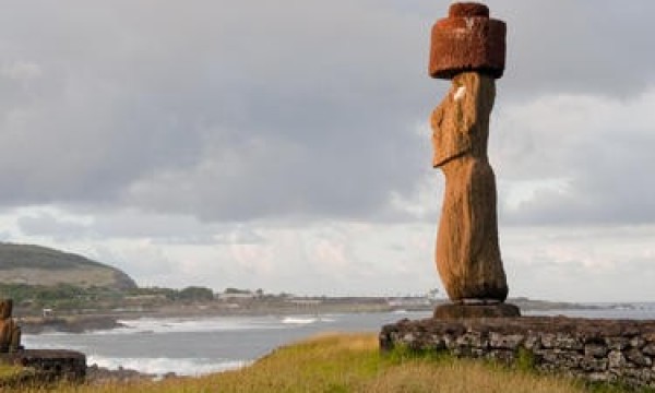 Santiago de Chile to Buenos Aires with Easter Island